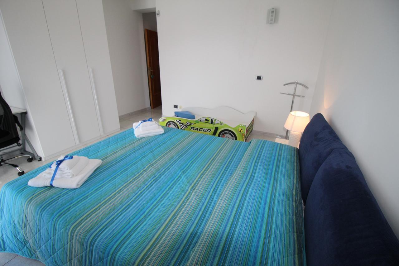 Aussie Dream House Villa ฟอร์เมีย ภายนอก รูปภาพ